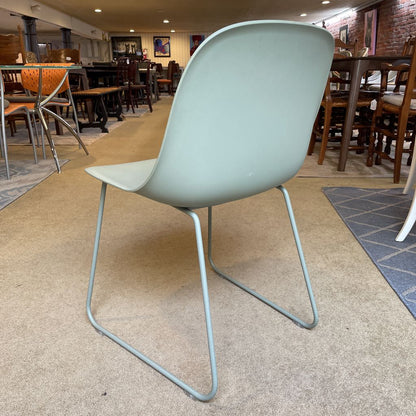 MUUTO Olive Chair