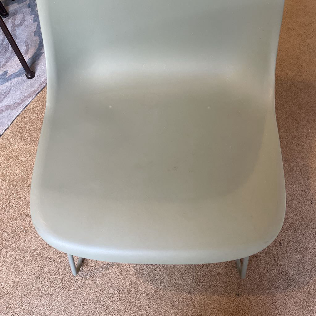 MUUTO Olive Chair