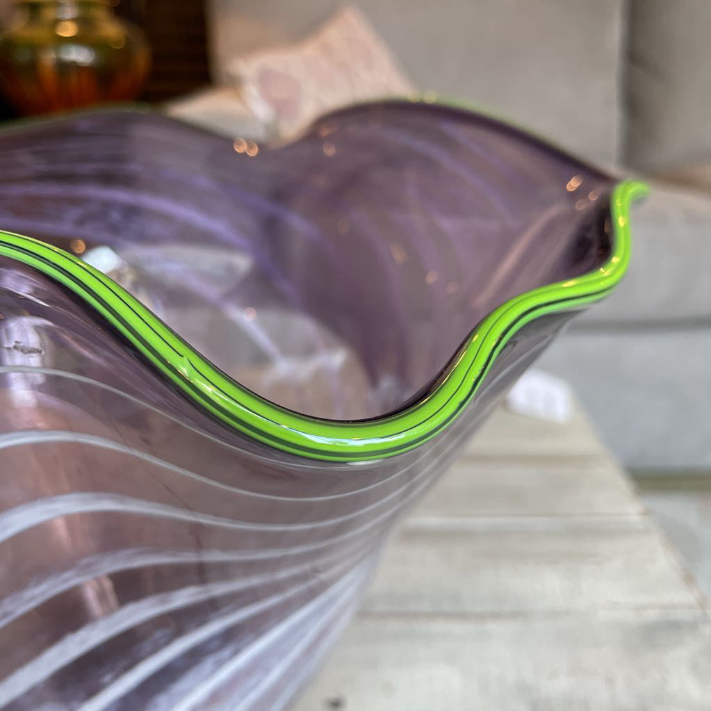 Green Wave Edge Lg. Amethyst Bowl