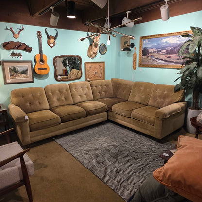 That 70' Show Styled Corner Sectional with Tufted Pillows