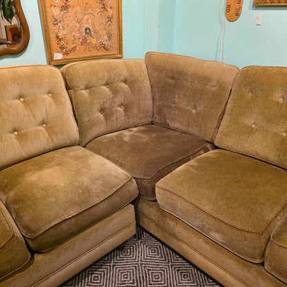That 70' Show Styled Corner Sectional with Tufted Pillows
