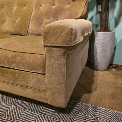 That 70' Show Styled Corner Sectional with Tufted Pillows