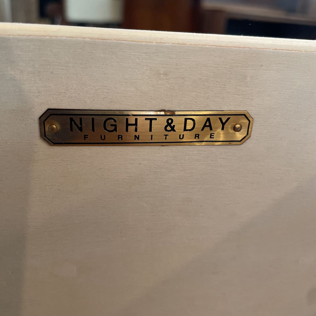 2 Drawer Shaker Style Nightstand