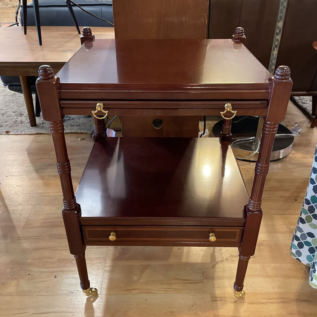 Mahogany Regency End Table w/ Gold Accents C SIDE TABLES