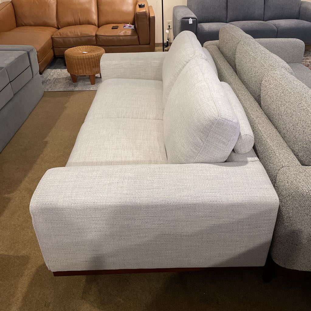 Gedser Cream Sofa U SOFAS