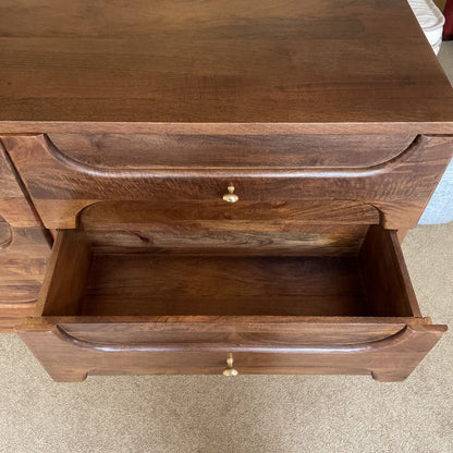 Pirogue Dresser C LOWBOYS