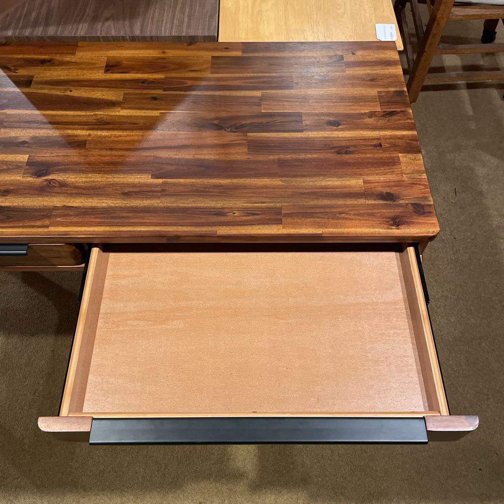 Scandi-Retro Desk