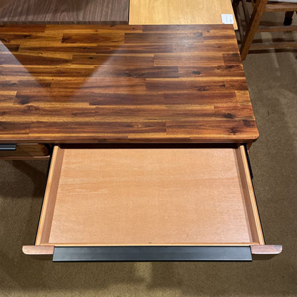 Scandi-Retro Desk