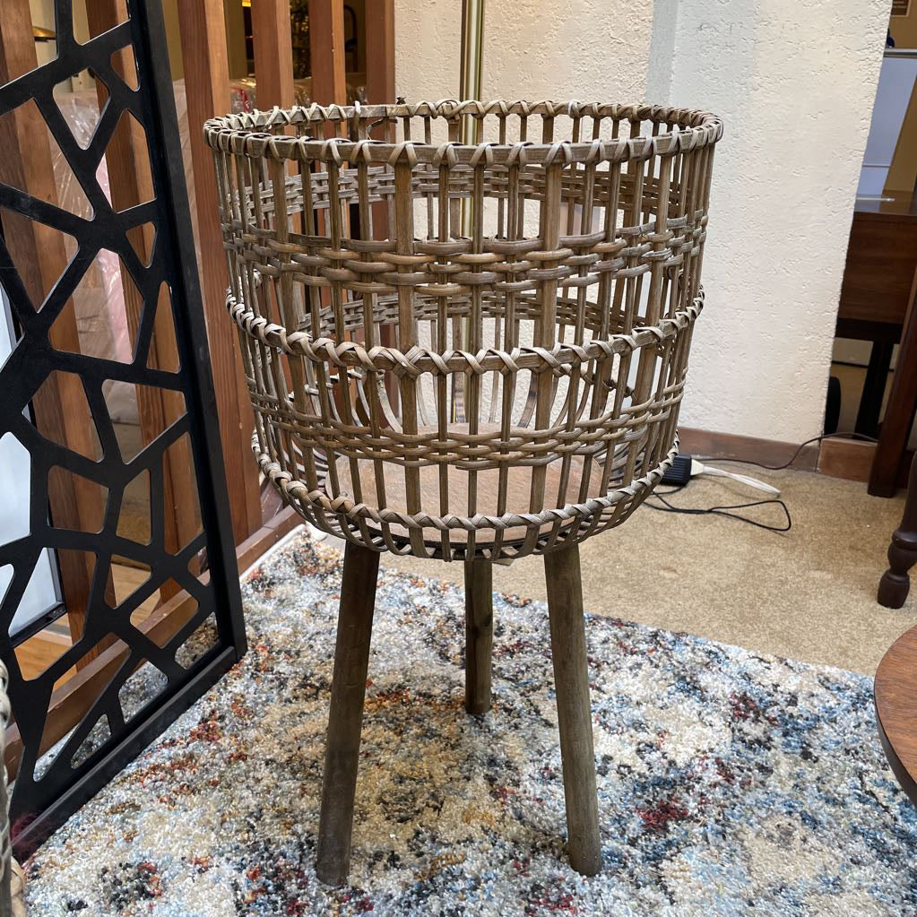 Large Woven Basket Bowl Stand