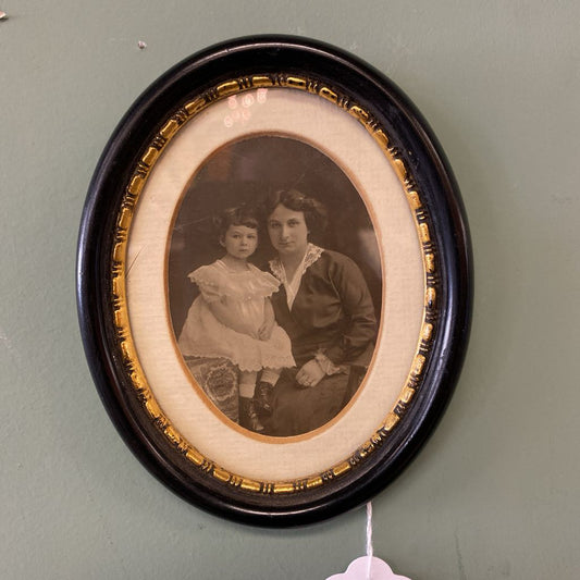 Ol'Timey Oval Mother & Daughter Photo ART