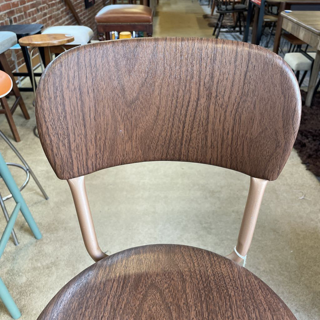 MC Swivel Stool
