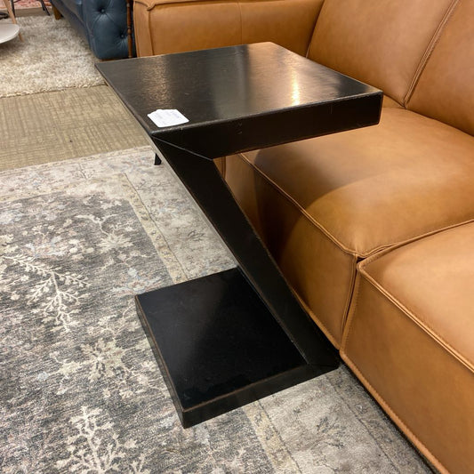 Z C Table C SIDE TABLES