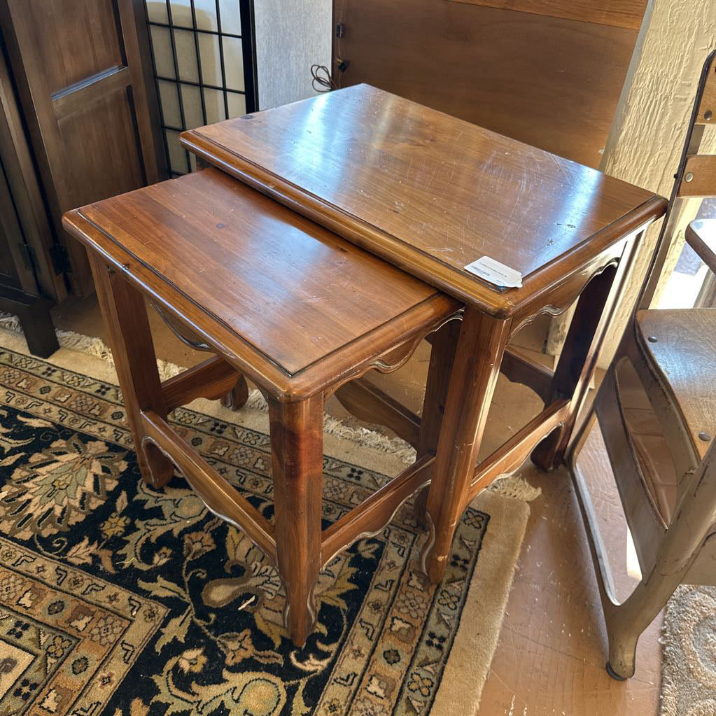 Traditional Nesting Table C SIDE TABLES