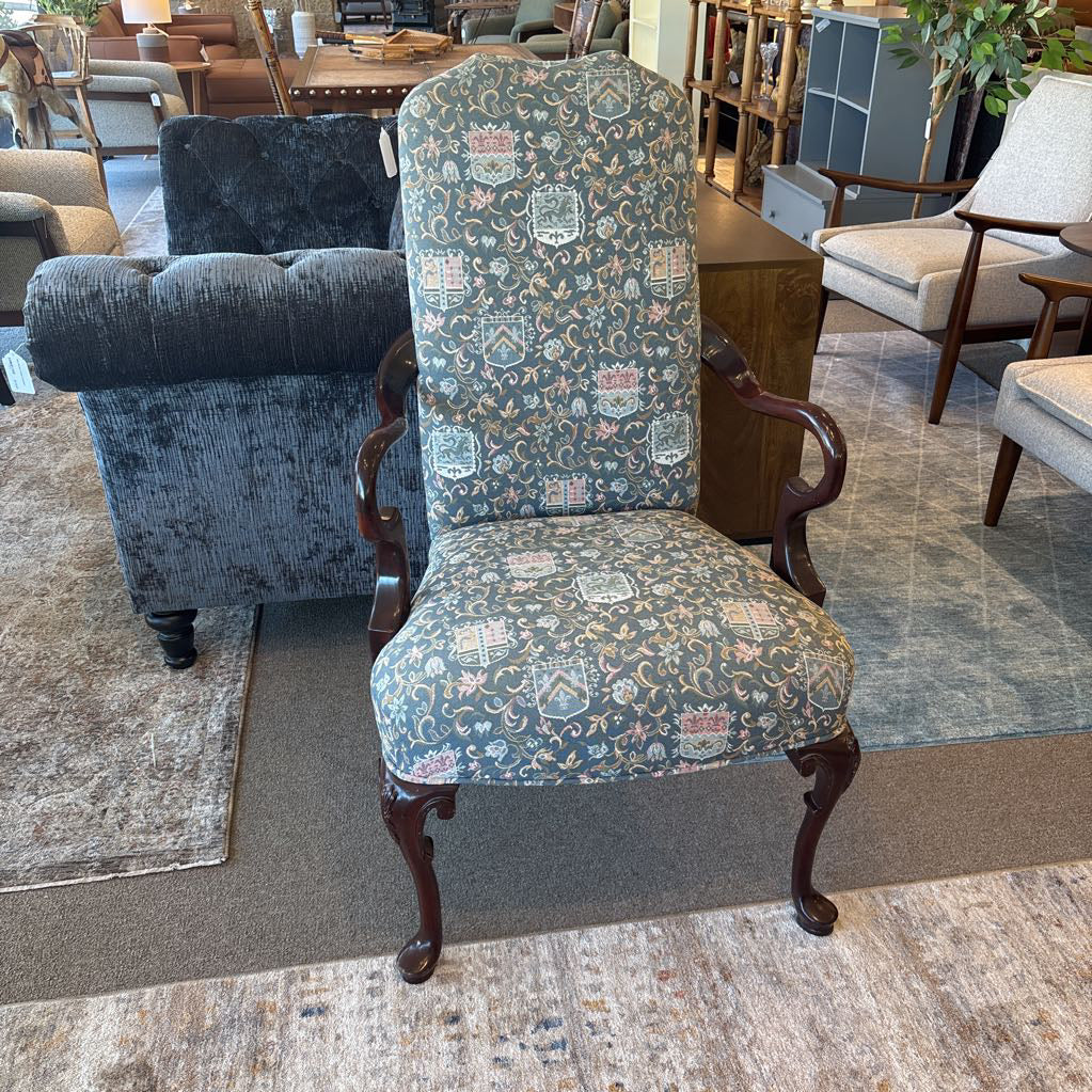 Georgian-Style Mahogany Armchair U ACCENT CHAIRS