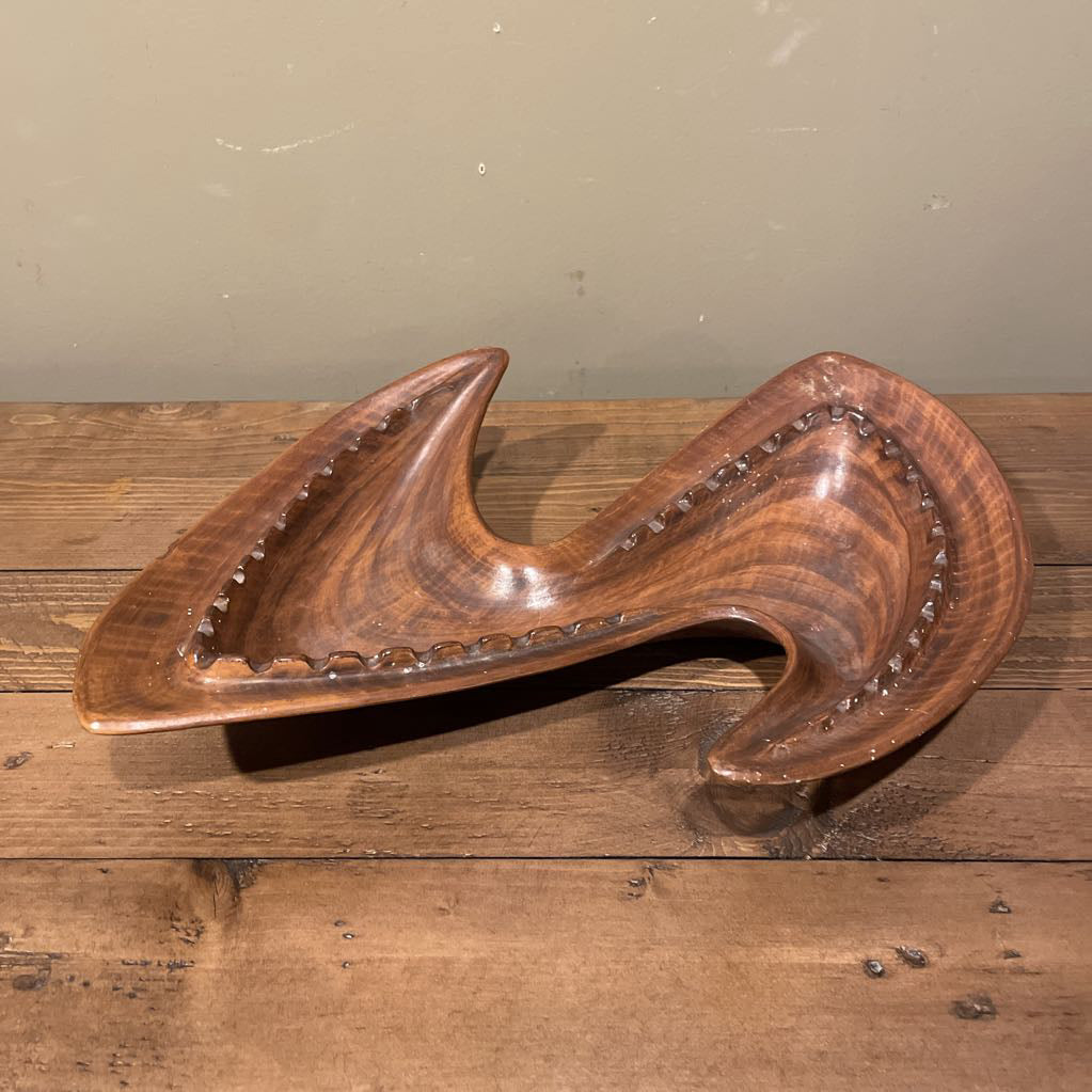 "Z" Shaped California Original Pottery Ashtray AS IS(has chip)