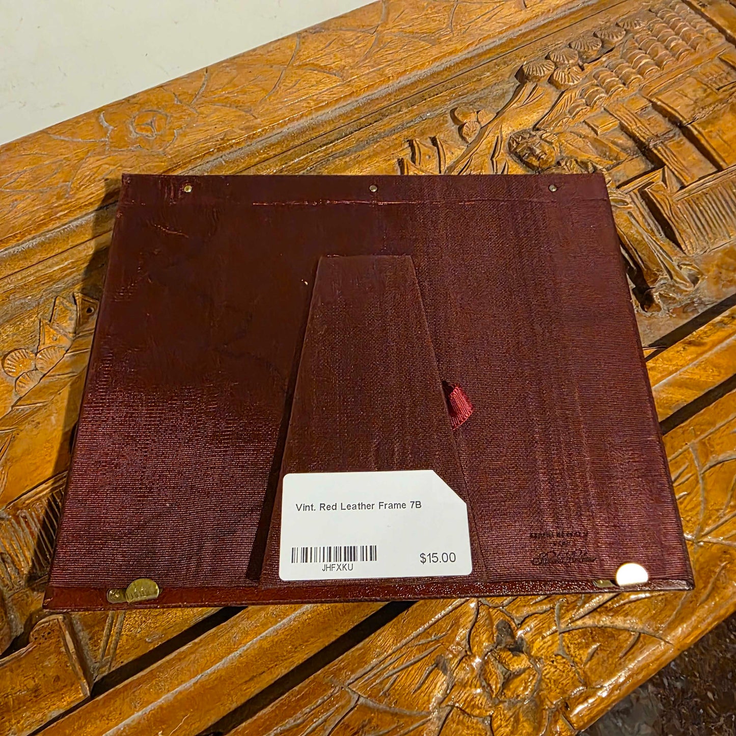 Vint. Red Leather Frame