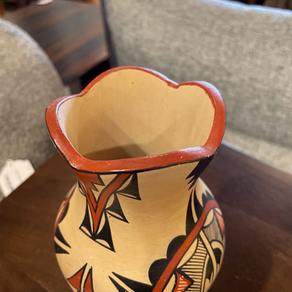 SW Scalloped Edge Vase