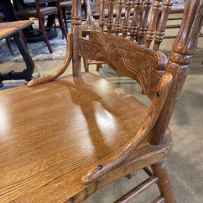 Oak Spindle Back Farmhouse Style Dining Chair SET OF 4