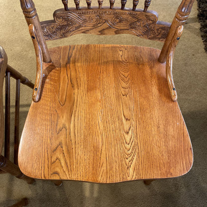 Oak Spindle Back Farmhouse Style Dining Chair SET OF 4