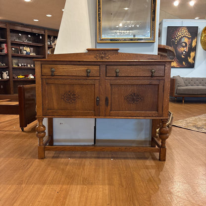 2 Door 2 Drawer Antique Oak Buffet