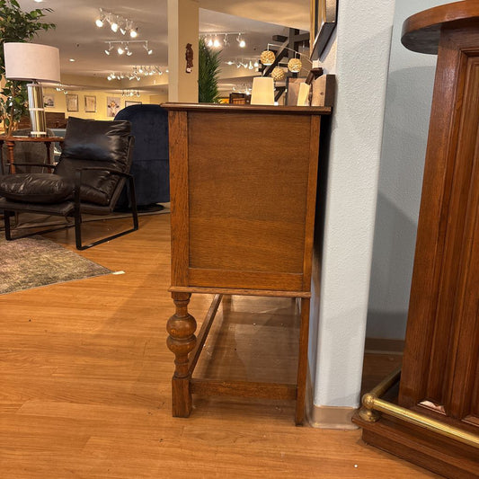 2 Door 2 Drawer Antique Oak Buffet C SIDEBOARDS