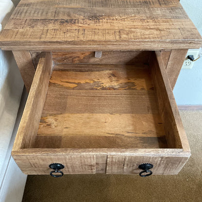 Solid Light Wood End Table/Nightstand