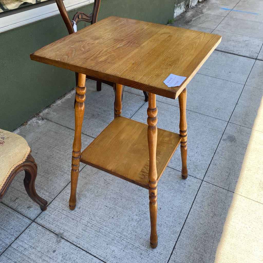 Vintage Turned Wood Leg Side Table Plant Stand