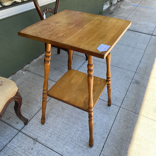 Vintage Turned Wood Leg Side Table Plant Stand C SIDE TABLES