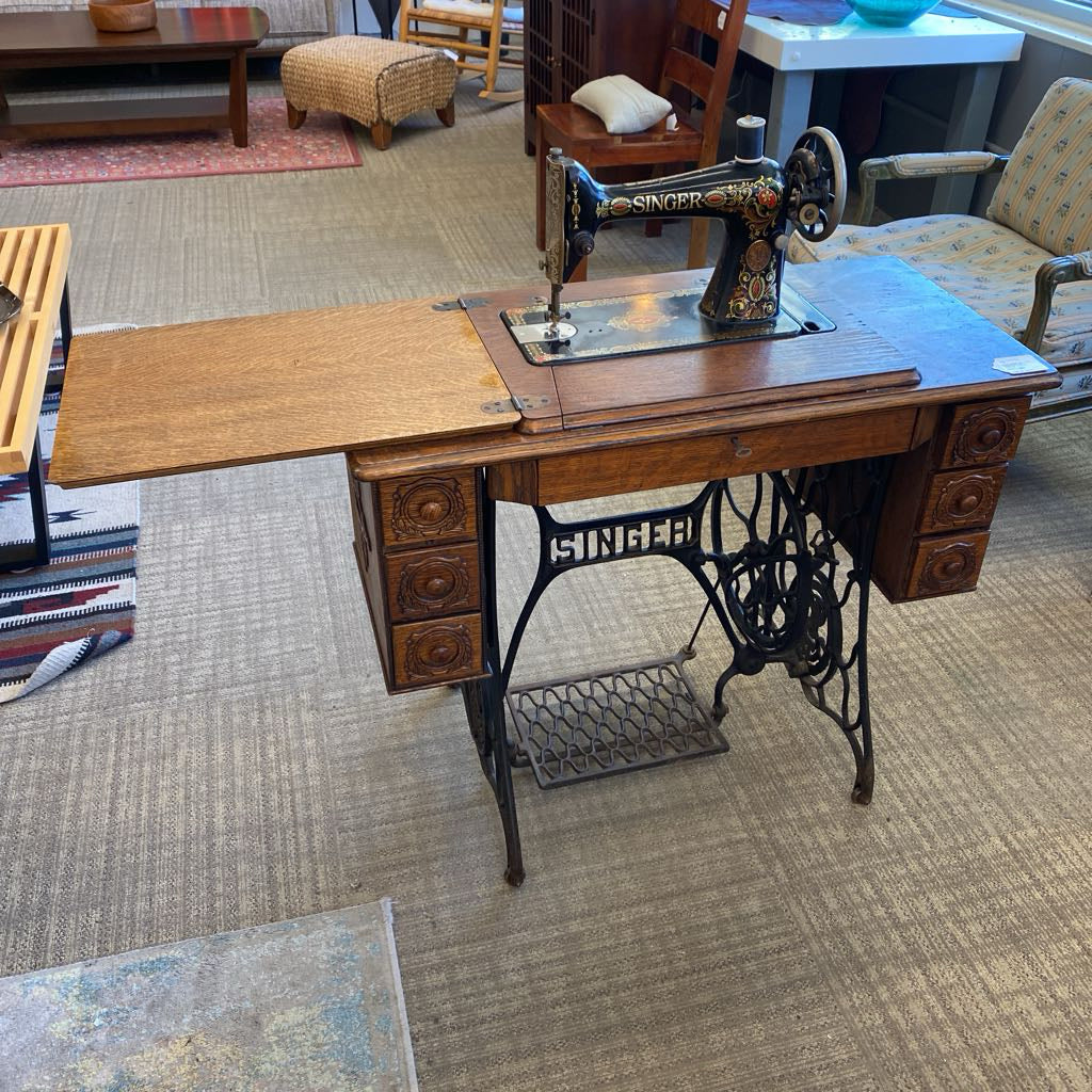 Antique SINGER Quarter Oak Sewing Machine UNIQUE FINDS