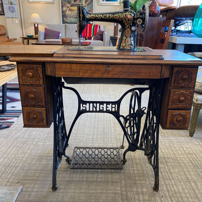 Antique SINGER Quarter Oak Sewing Machine UNIQUE FINDS