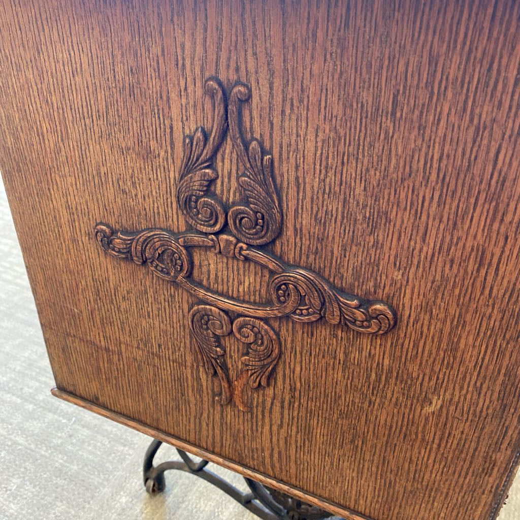 Antique SINGER Quarter Oak Sewing Machine UNIQUE FINDS