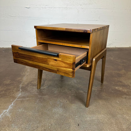 Scandi-Retro Nightstand C NIGHTSTANDS