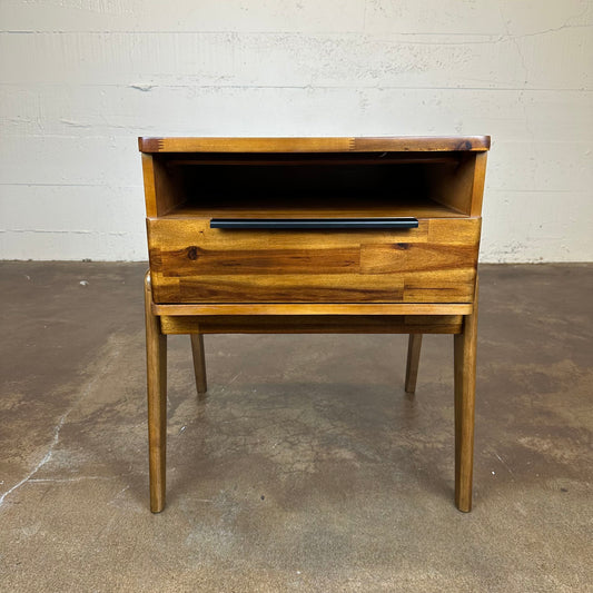 Scandi-Retro Nightstand C NIGHTSTANDS