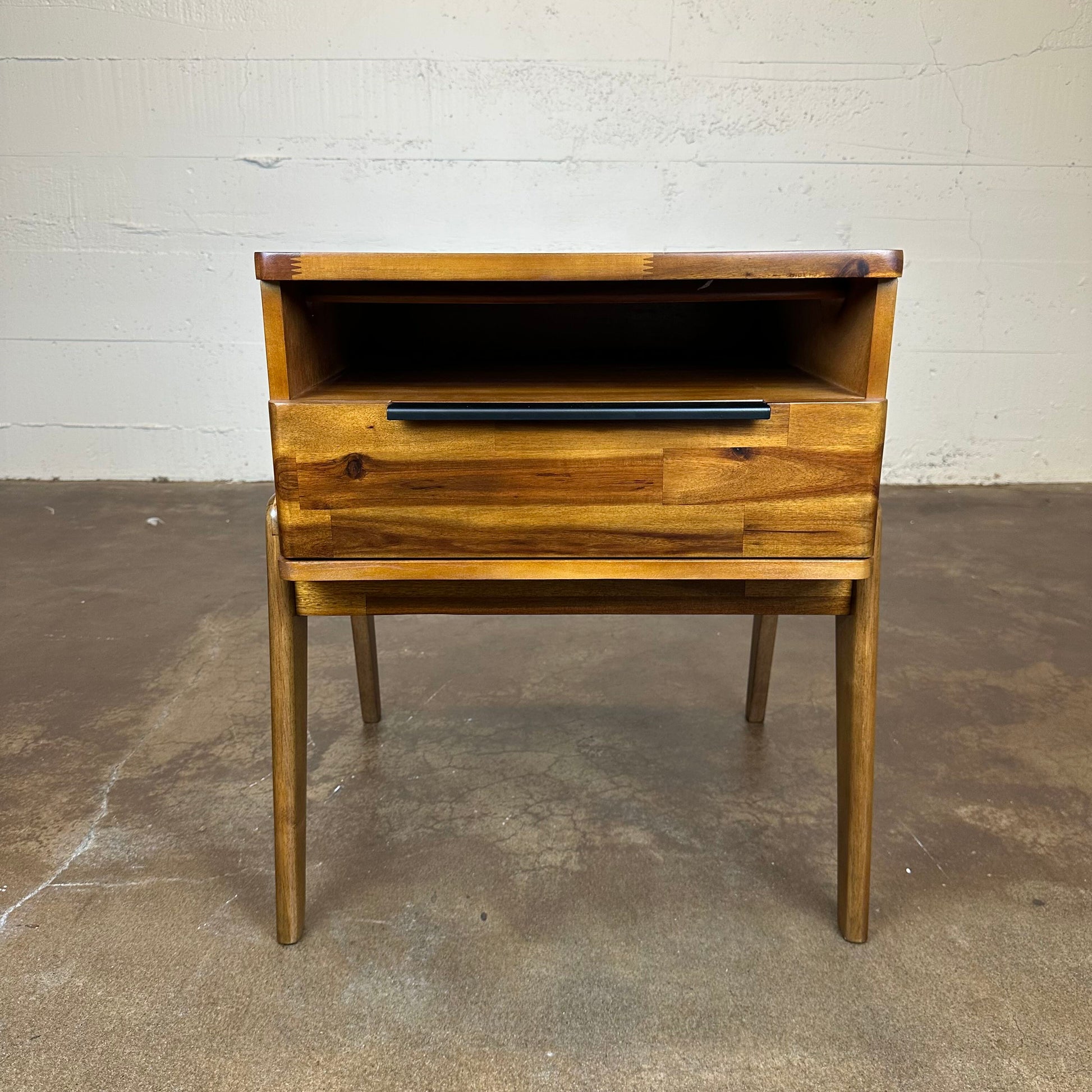 Scandi-Retro Nightstand C NIGHTSTANDS