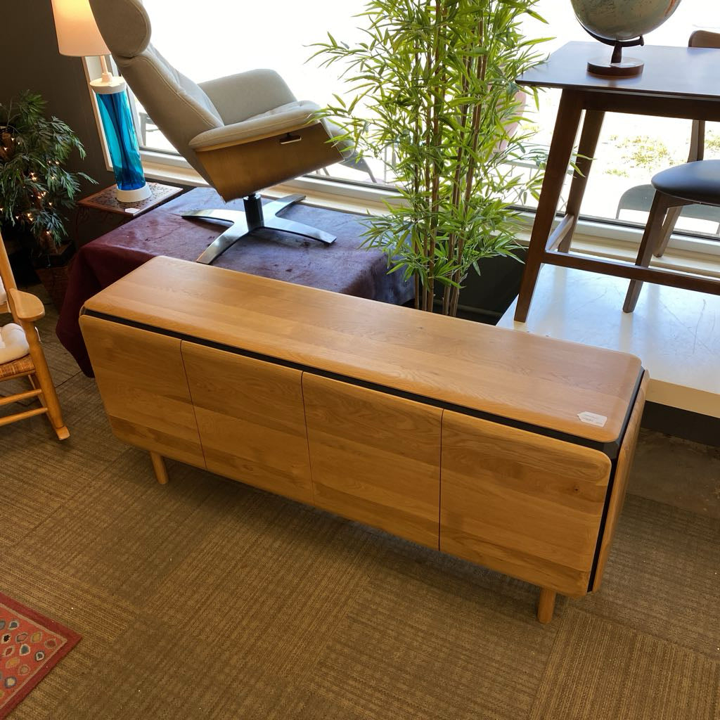 Capsule Oak Sideboard