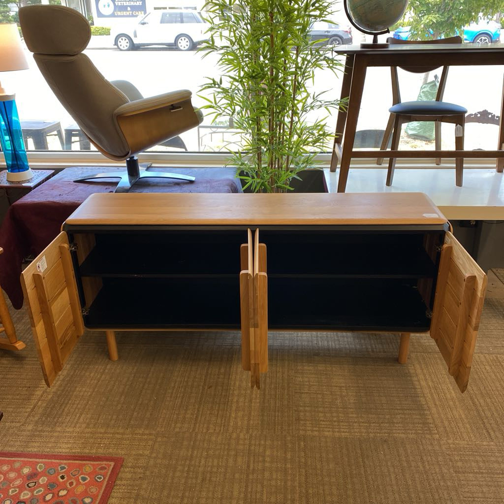 Capsule Oak Sideboard