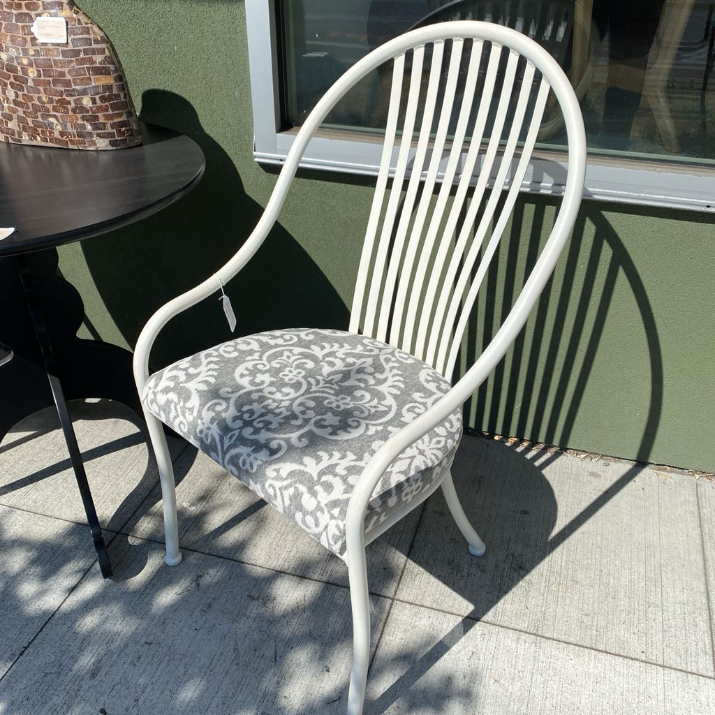 White Wrought Iron Slate Back w/Grey Floral Design Seat Accent Chair U ACCENT CHAIRS