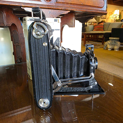 Vint. Zeiss Ikon Nettar Folding Camera