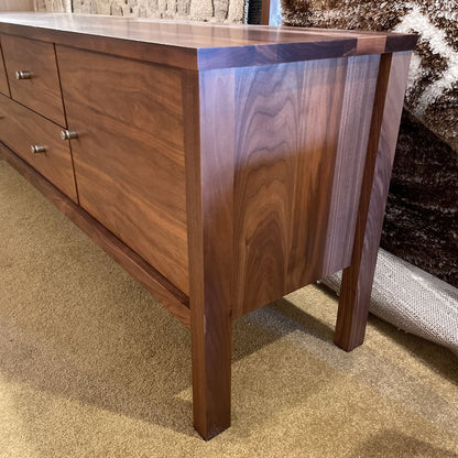 Room & Board Walnut 2 Door 3 Drawer Media Console C MEDIA STANDS