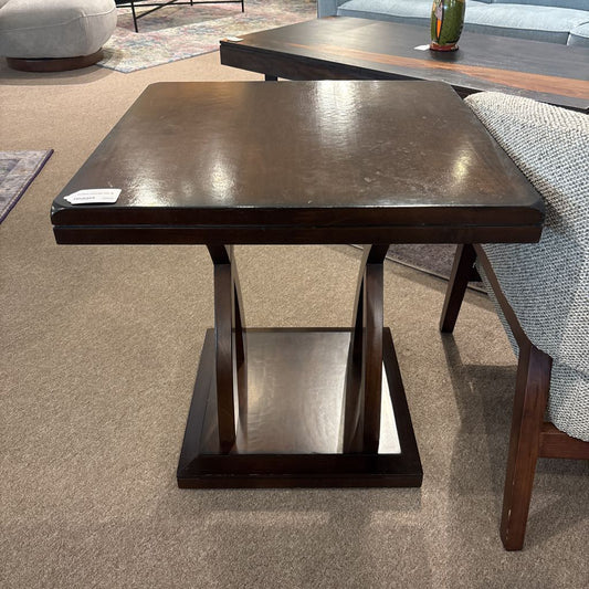 Traditional Wood Side Table C SIDE TABLES