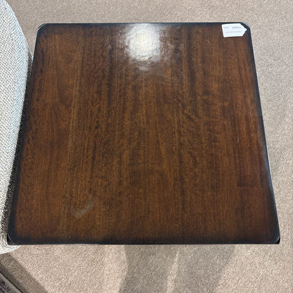 Traditional Wood Side Table C SIDE TABLES