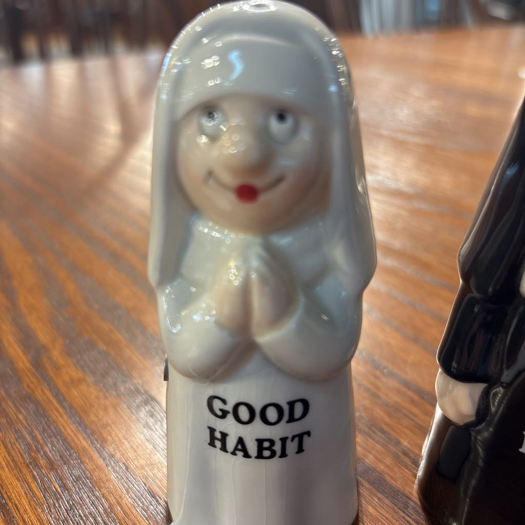 Nuns Salt & Pepper Shaker SMALLS