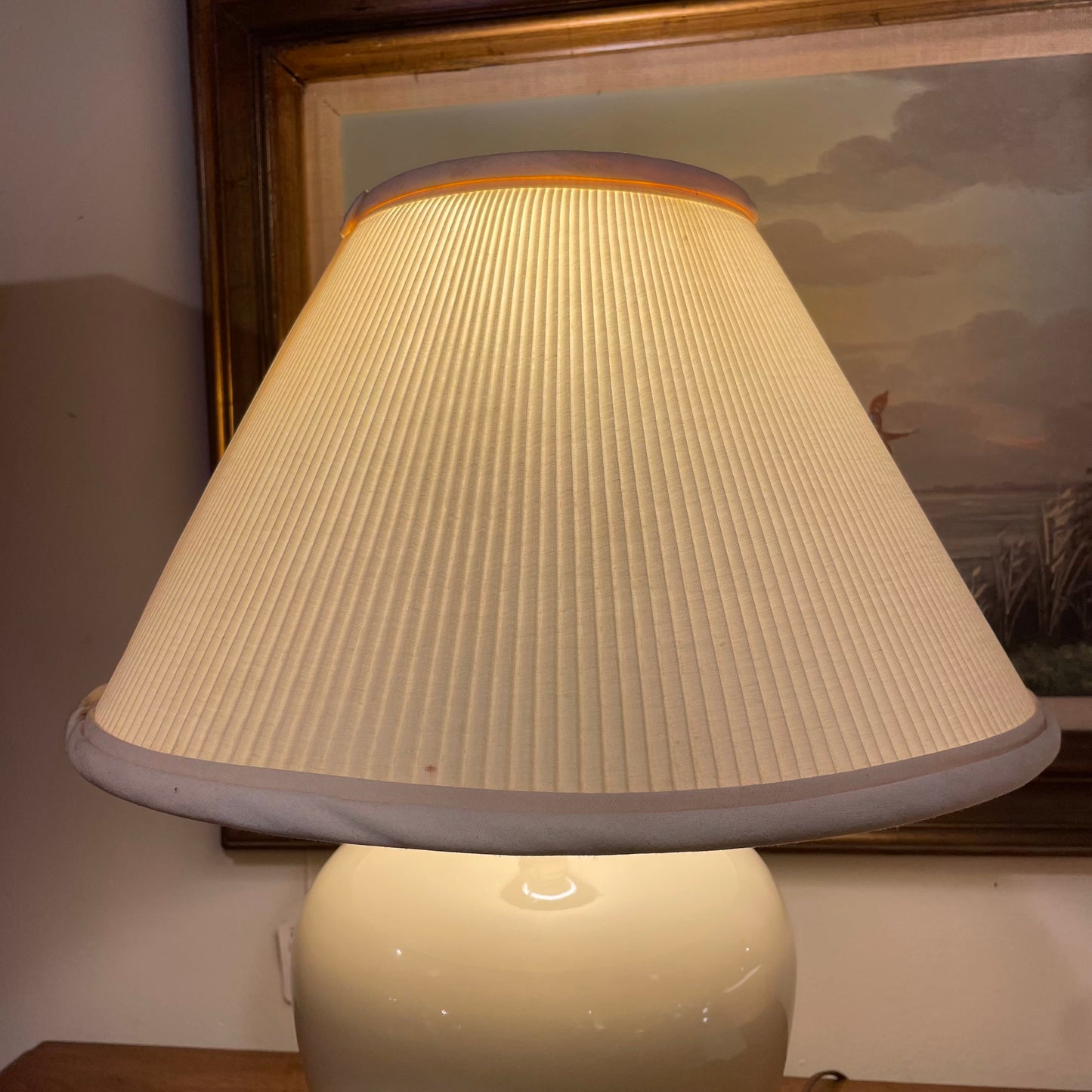 Cream Ginger Jar Lamp