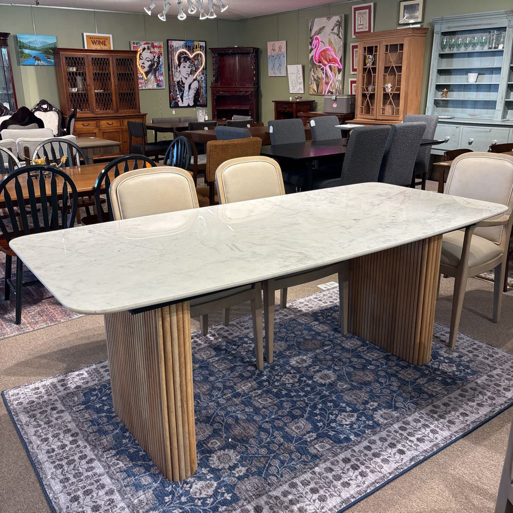 Karlen Dining Table