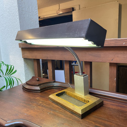 Vintage Wood Base with Plastic Light Bar Desk Lamp