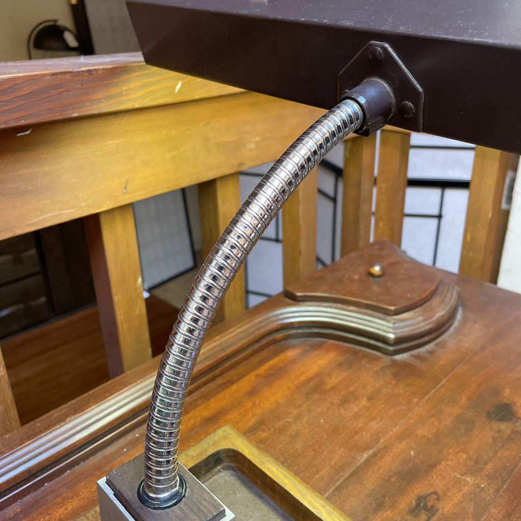Vintage Wood Base with Plastic Light Bar Desk Lamp