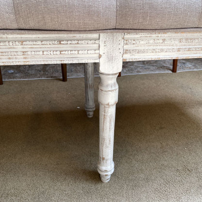 Grey Tufted Farmhouse Chic Bench