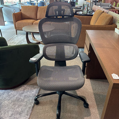 Black & Mesh Office Chair