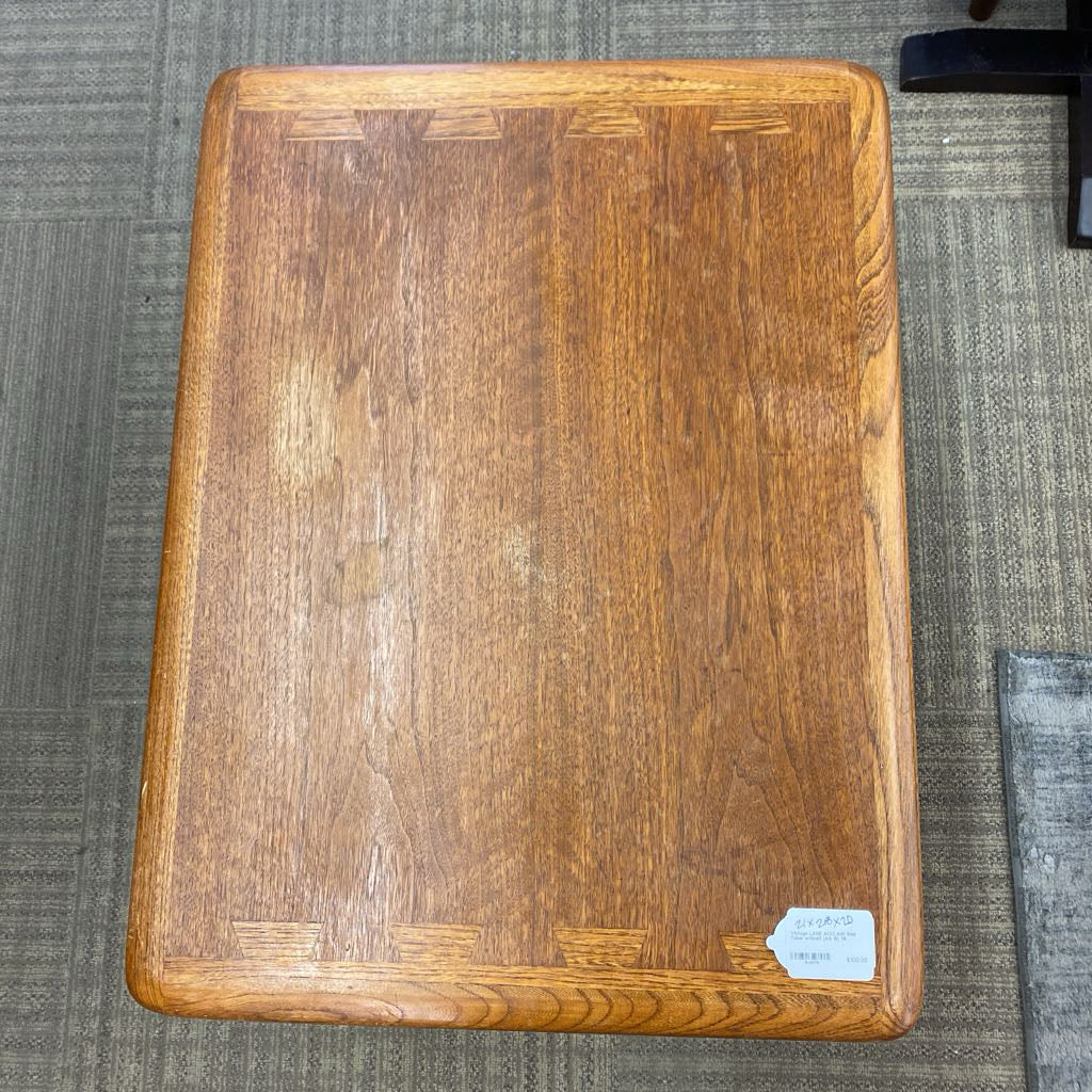 Vintage LANE ACCLAIM Side Table w/Shelf (AS IS)