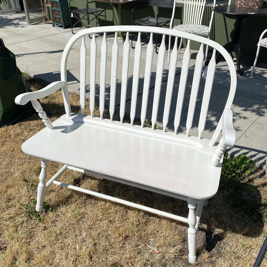 Classic White Windsor Bench